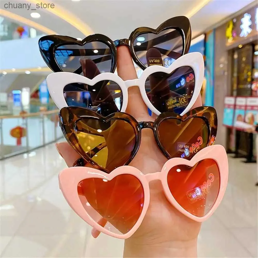 Sunglasses Kids Heart Shaped Sunglasses Lovely Children Sun Glasses Street Sunglasses Unique Boys Girls Party Favor Eyewear Sunglasses Y240416