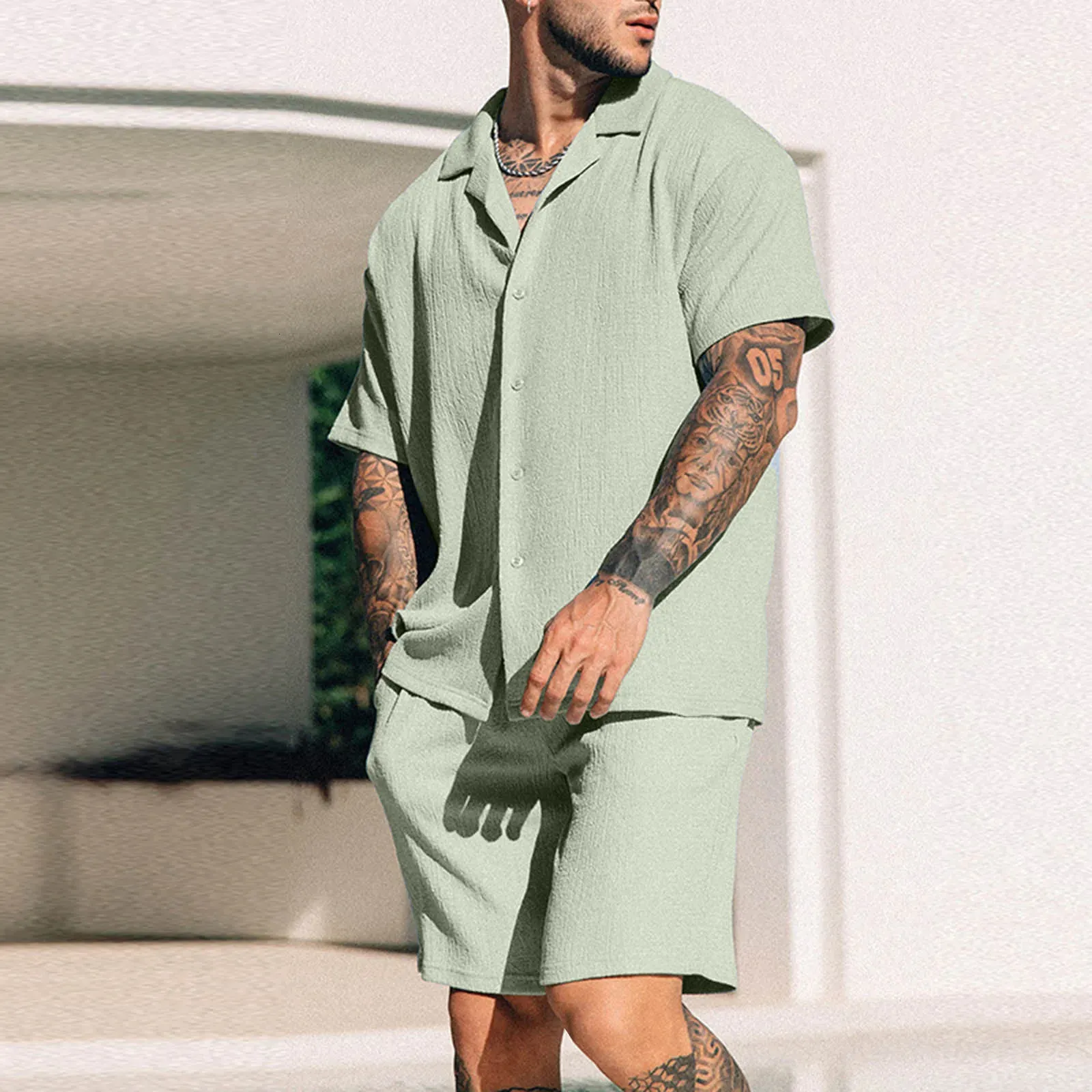 Mens Two Piece Set Short Sleeve Lapel Button Shirts and Shorts Beach Style Suits Men Summer Clothing Streetwear 240412