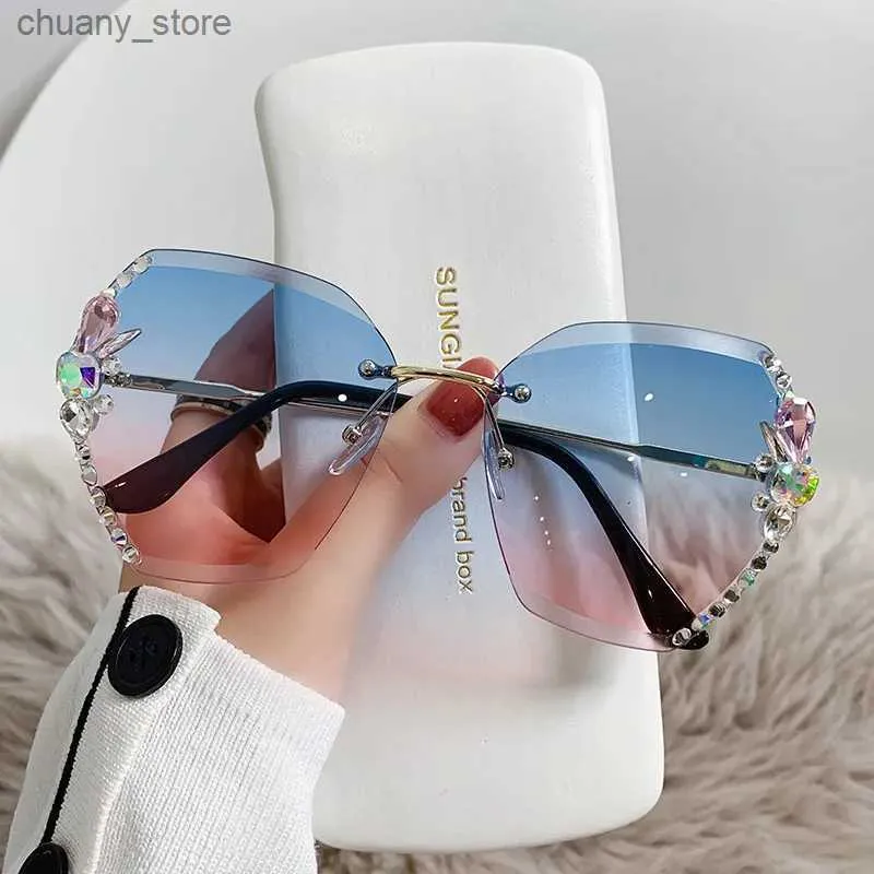 Sunglasses 2023 Luxury Brand Designer Rimless Sunglasses Women Fashion Vintage Gradient Lens Sun Glasses for Men Shades Female Uv400 Y240416