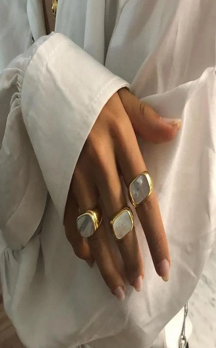 Кластерные кольца, соответствующие 2021 тренду Большой маленький квадратный белый Opal Men039s Кольцо 18 тыс. Золота