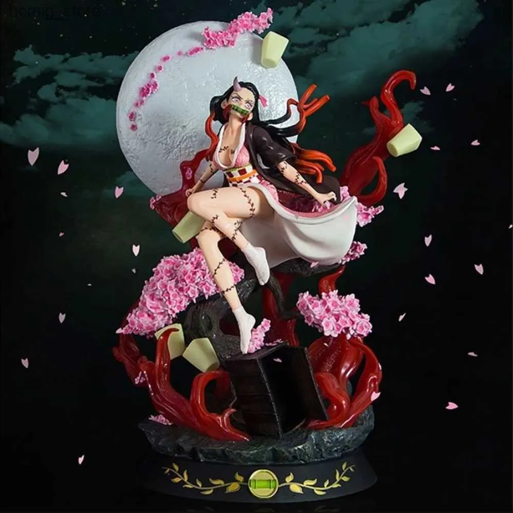 Action Toy Figures Hot Demon Slayer Anime Figur 31cm Kamado Nezuko GK Statue Vuxen Demon Action PVC Model Collectible Childrens Toys Gift Y240415