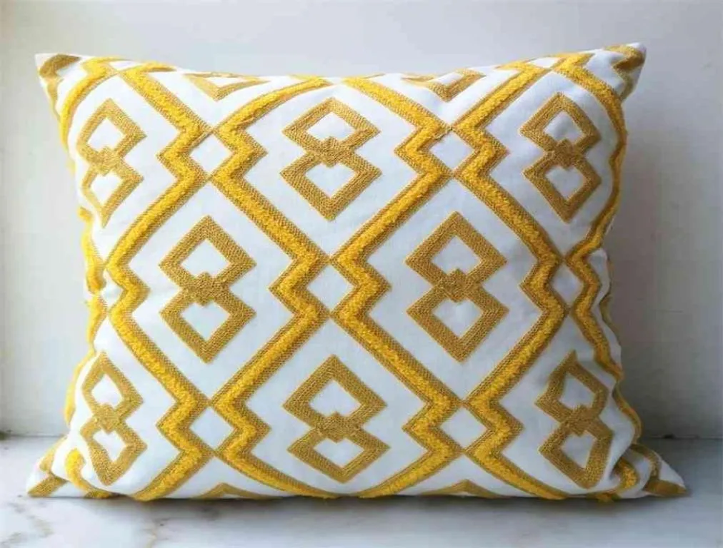 Yellow Cushion Cover Cute Diamond Geometric Embroidery Pillow Case with For Sofa Bed Simple Home Decorative 45x45cm 2109072344207