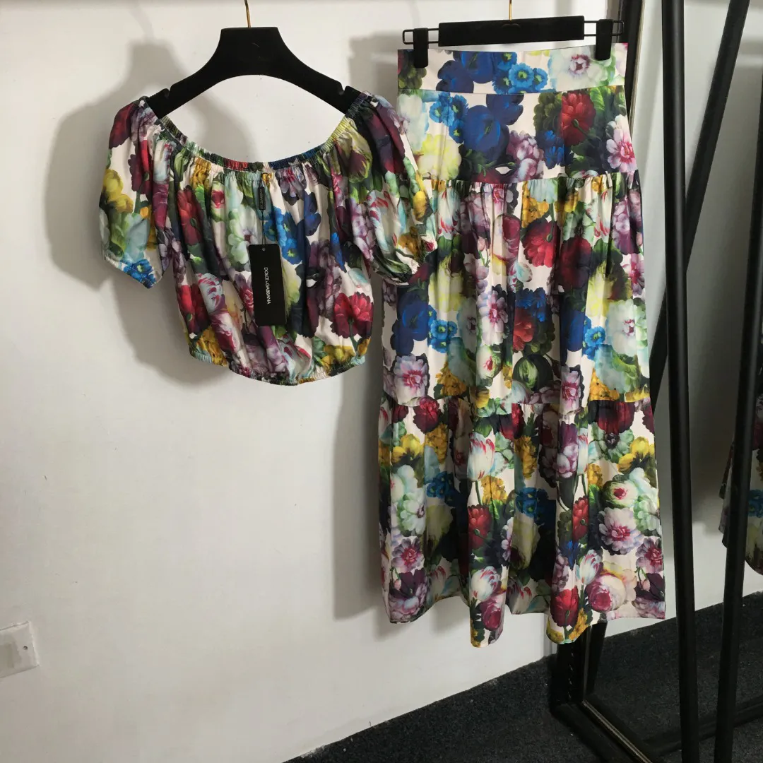 Ensembles de robes à deux pièces à imprimé floral pour femmes de la piste de mode Slash Col Top et longues combinaisons de vitesses