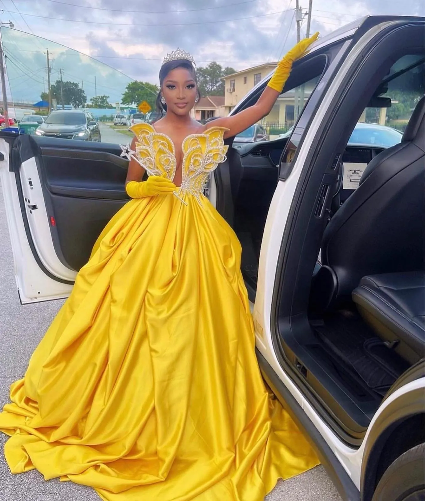 Yellow A-Line Yellow satin prom dress with Black Crystal Beads and Pearls - Elegant Ruched Pleats for Women's Evening Pageant and African Formal