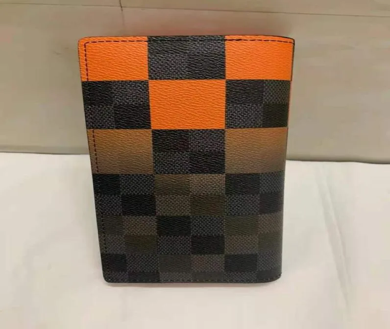 Nuovo arrivo 2021 Designer classico Elegante griglia nera in stile europeo con vera pelle in pelle Long Brazza Wallet Pocket Pocket Pocket C4773226