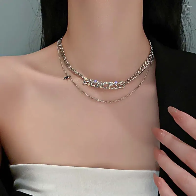 Choker -Anhänger koreanischer Stil Doppelschichten Metallketten Strass -Prinzessin Halsketten Frauen Schlüsselbein