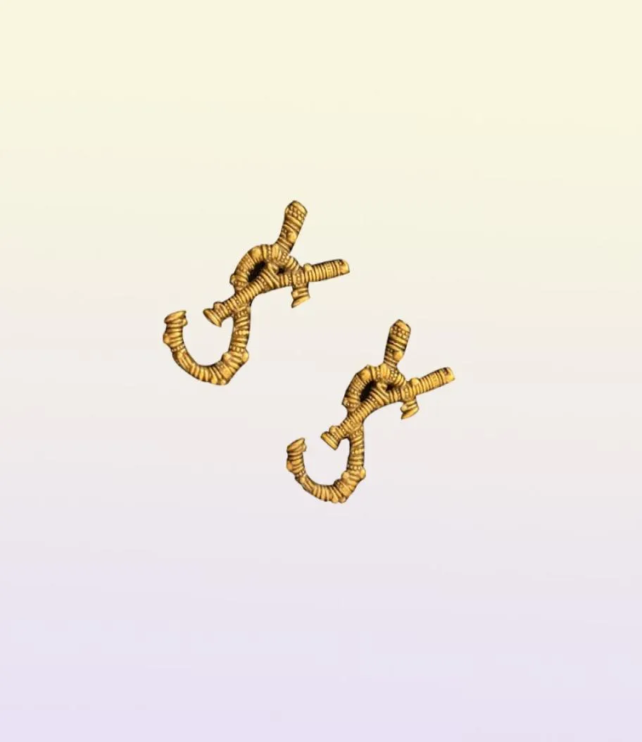 Earring de designer Brincos de amor para mulher Marca Simple Letters y ouro 925 Silver Diamond Ring Lady Earrings Ear 7408004