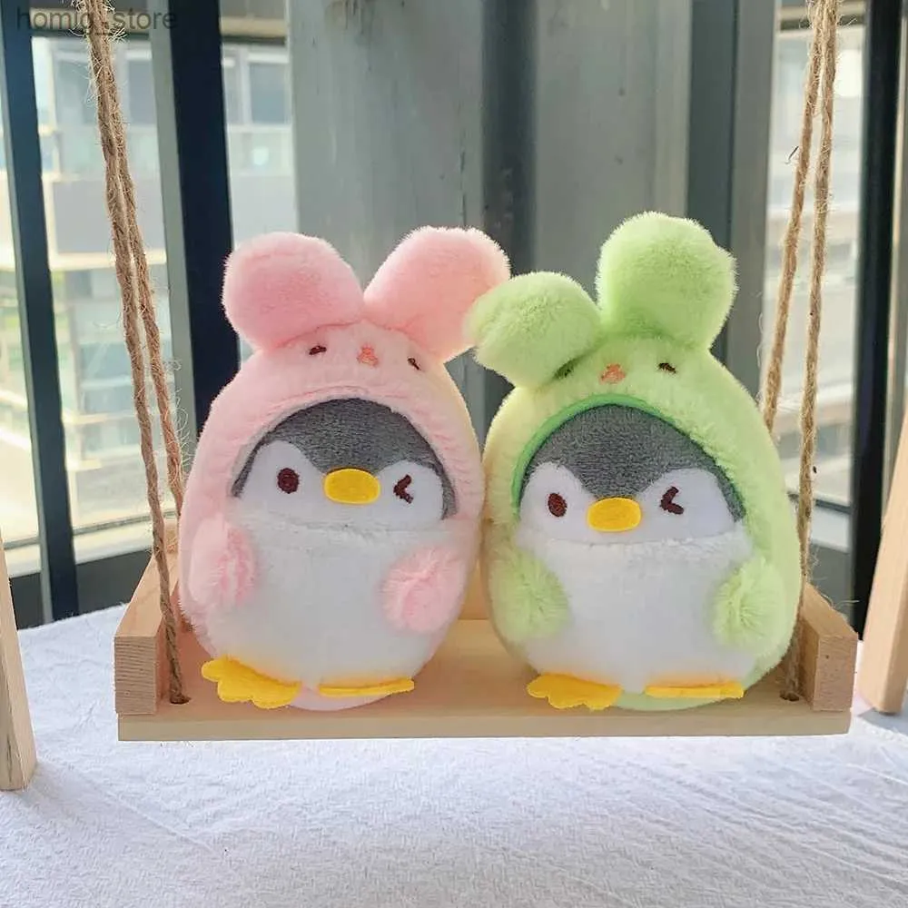 Plush Keychains schattige Penguin Rabbit Plug hanger Keychain Bag Pendant Doll Y240415