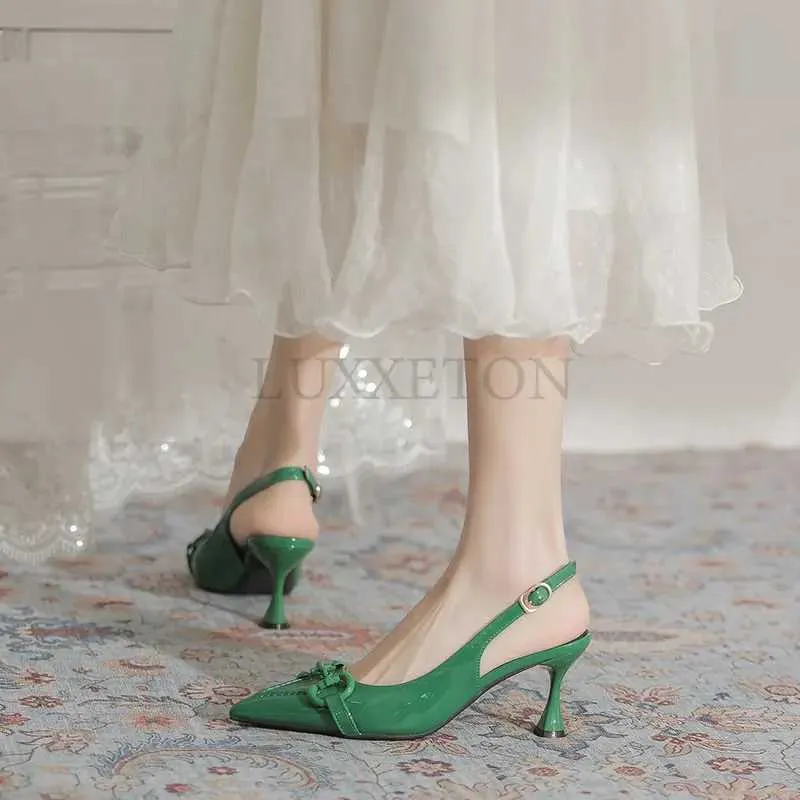 Sandallar kadın yeşil pompa lüks tasarımcı metal nokta ince yüksek topuklu sığ ağız tek tek ayakkabı yüksek topuklu kadınlar siyah parti ayakkabıları j240416
