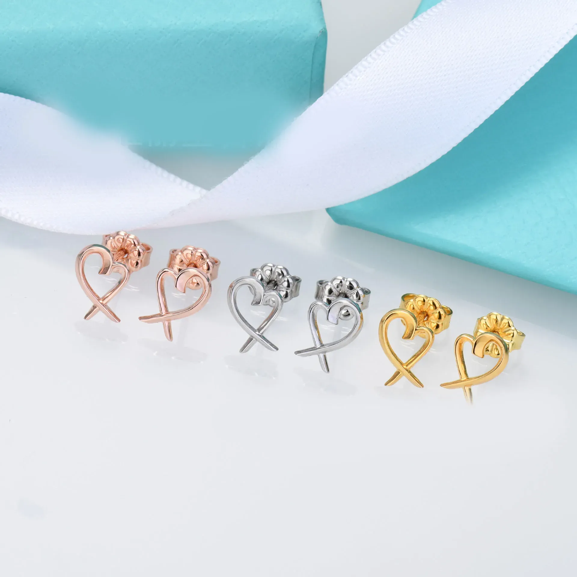 DONNE ELEGANTE FLOWER CUORE EAR STUD S925 ORECCHI DANGLE DANGHI STERINGI ORECCHI DI BRANDO DI LUGO DI LUGO DI LUGO