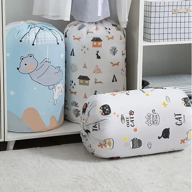 2024 Cartoon Bear Collapsible Storage Bag Beam Port Transparenta Organizer Kläder filt Baby Toy Basket Container Quilt Travel Påsar 1. För