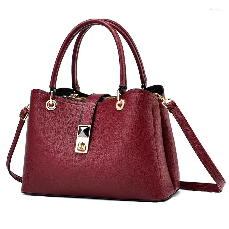 Shoulder Bags Bag Women 2024 Trendy Fashion Women's Atmosphere Simple Large Capacity Single Messenger Handbag