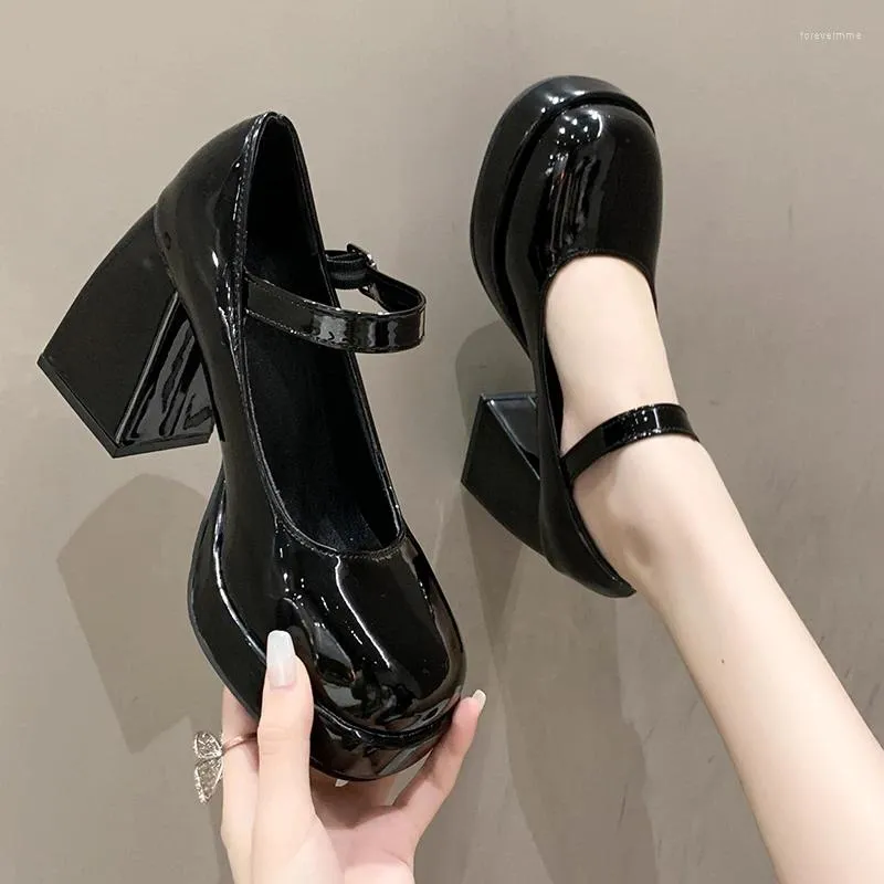 Kleiderschuhe Casual Mary Jane Brand Designer Frauen 2024 Spring Fashion Buckle Round Toe Solid Color High Heel Party