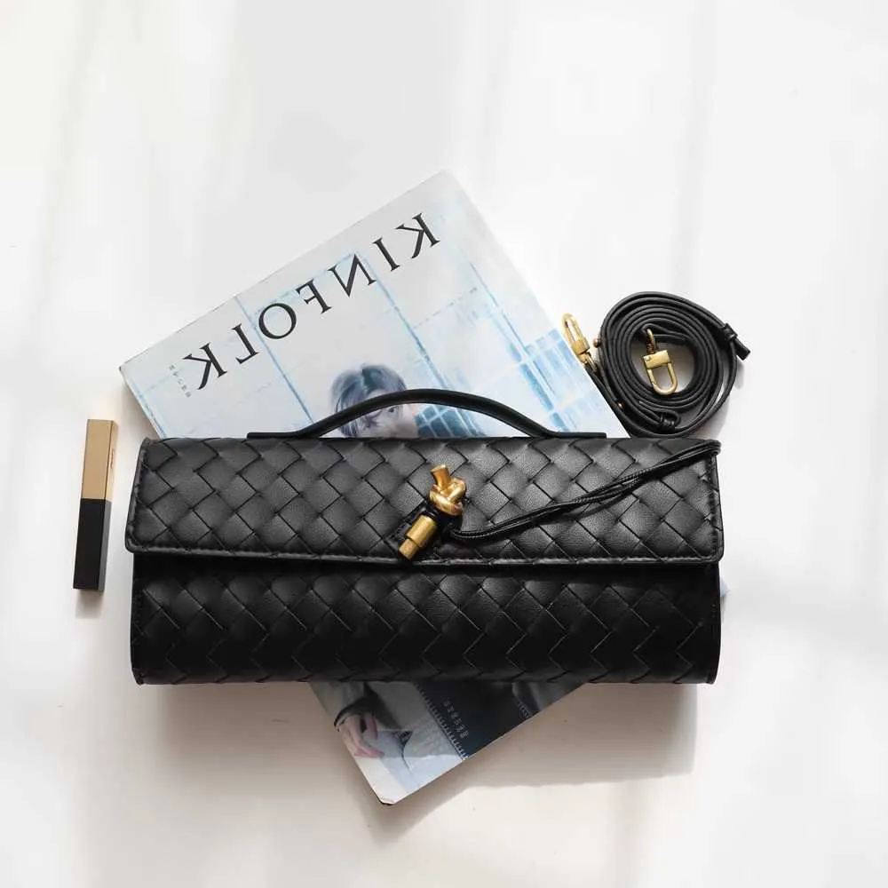 【直営・関税送料込】Clutch Andiamo バッグ DHgate.com:Andiamo Clutch Bag Bottegvenetas Handbags 2024