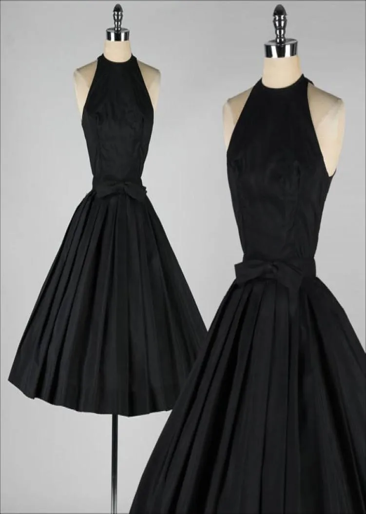 Vintage 1950 -talsklänningar 2015 Little Black Dress Tafta Halter Te Length Short Homecoming Dress Formella festklänningar Keyhole Bac3430313