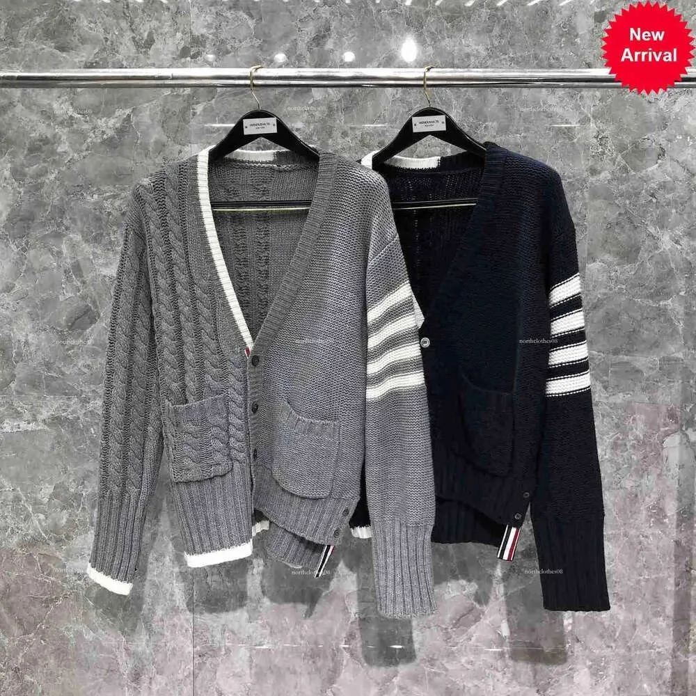 Time Breate TB Cardigan Four Bar v-Neck Thickedle Front and Back不規則なボタントップニットセーター