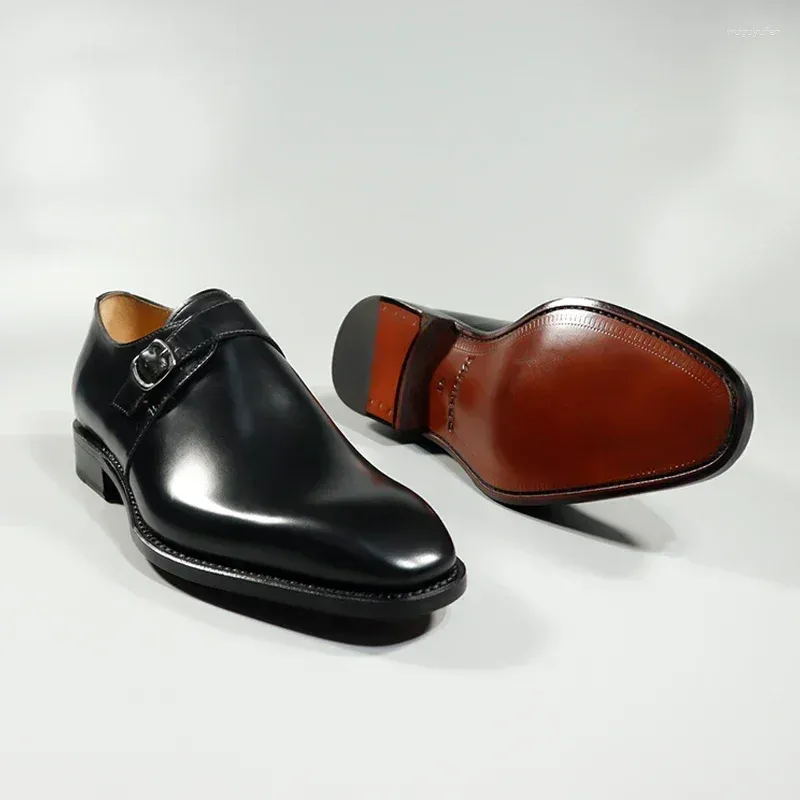 Klänningskor fastland Kina Luxury Cow Leather Business Oxford Buckle Handmade Goodyear Italian Formal Men's