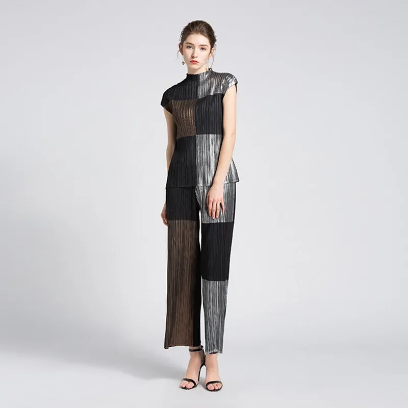 Pants Miyake Pleated Sets Summer Fashion Painting Process Sleeveless Tshirt Pants Two Piece Top Suit Original Designer Clothes