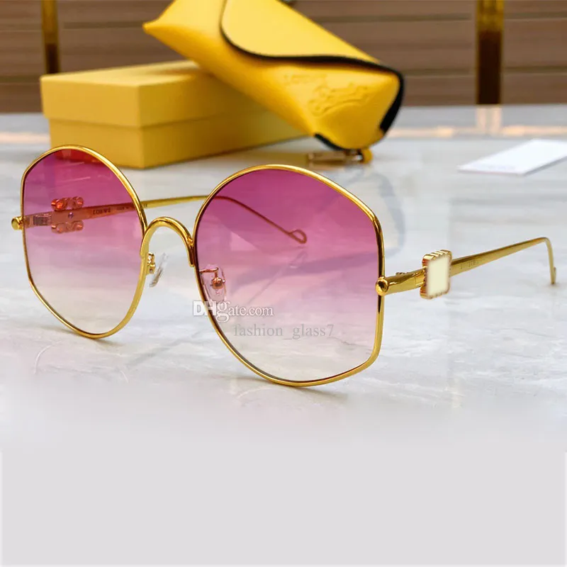 Save Big on Bulk Designer Metal Frame Sunglasses Designer Round Sunglasses:  Color Changing Metal Frame Sunglasses, UV400 Protection, Lightweight