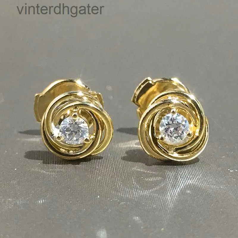 Boucles d'oreilles de concepteur originales Carter de qualité supérieure pour femmes coréennes Version coréenne simple boucles d'oreilles en cuivre Gold Micro Set tissé avec logo de marque d'origine