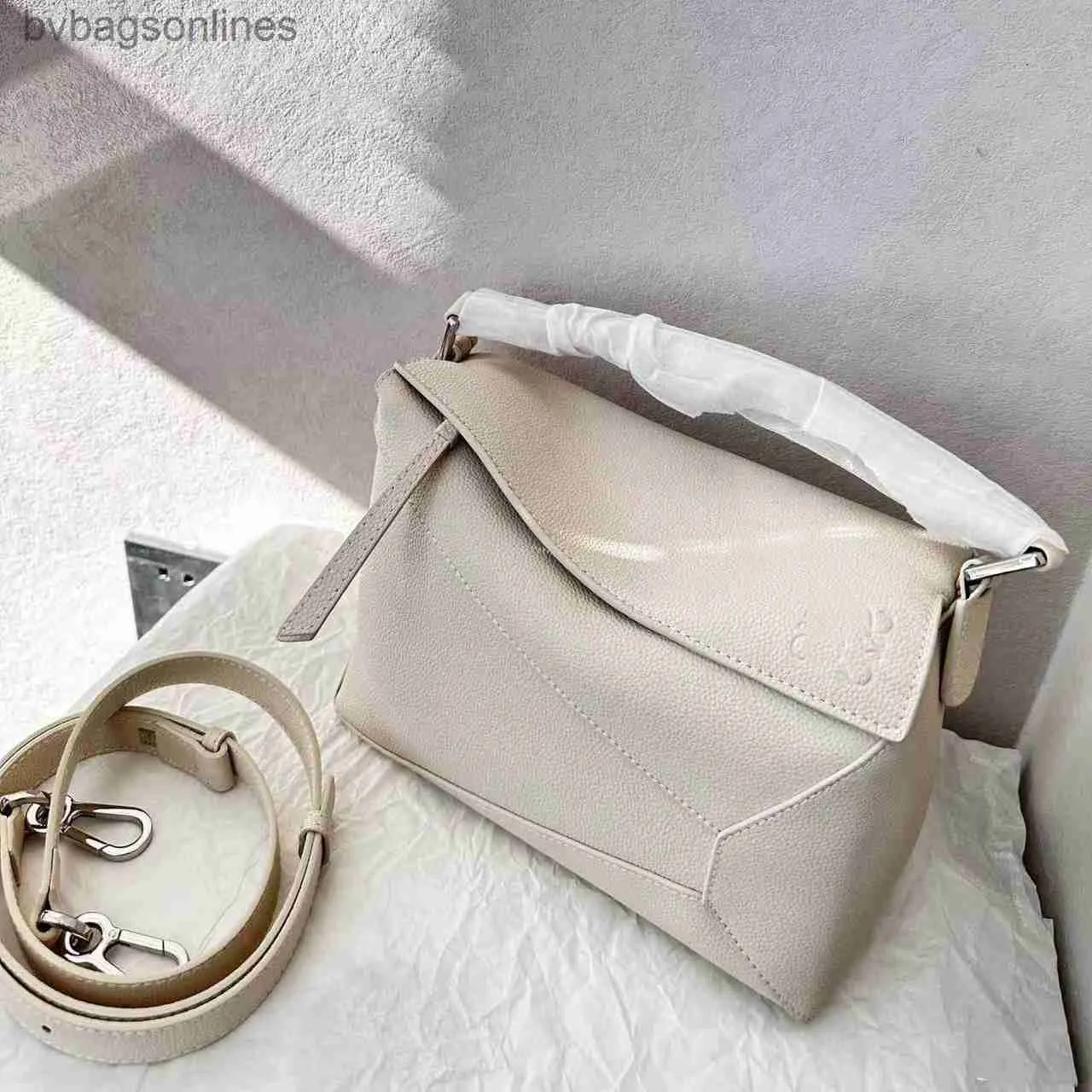 Luxus Original Loeweelry -Umhängetaschen Designer für Frauen Männer Damen Bag Puzzle Mini Geometrie Tasche Volles Kuhlattenspannte Handheld -Tasche mit originalem Logo