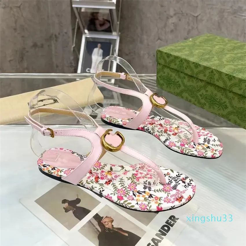 15a lüks tasarımcı sandaletler dipli baskılı deri rahat elbise ayakkabıları toka dekorasyon tokası fabrika ayakkabı