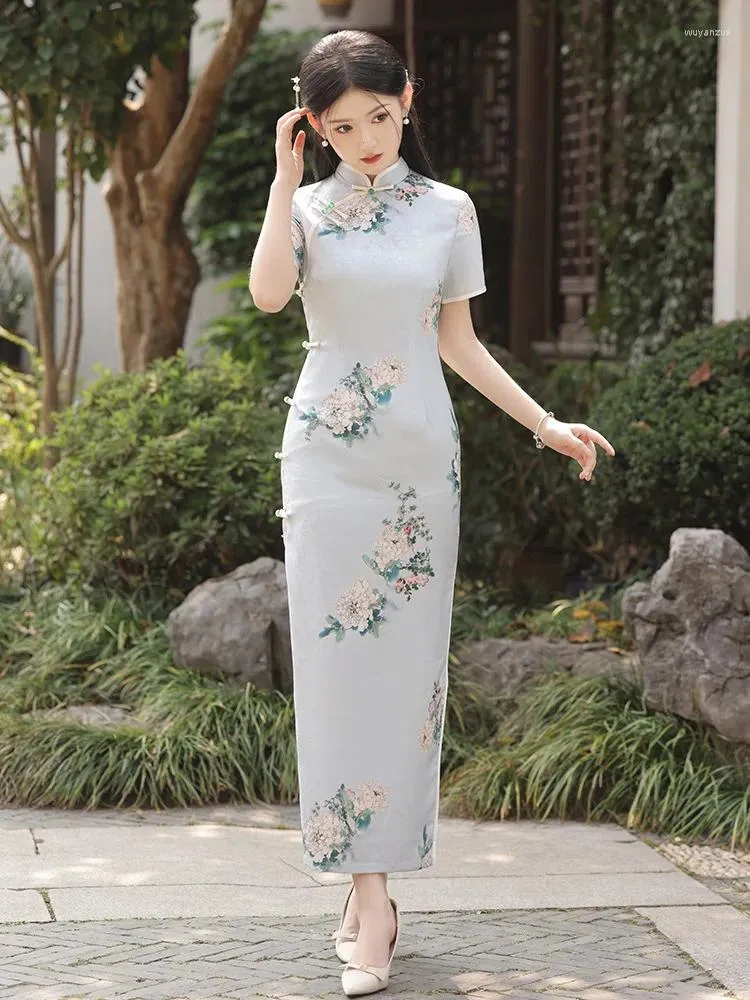 Ethnische Kleidung Chinesisch gedruckt Cheongsam traditionelle Hochzeit Qipao Frau Elegantes geteiltes Kleid Frauen Blumen