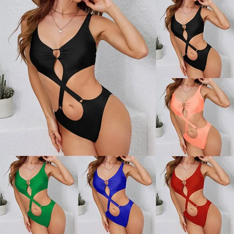 Swimwear Women 2024 Couleur continue en nylon Sexy Sweet Bikini Femmes