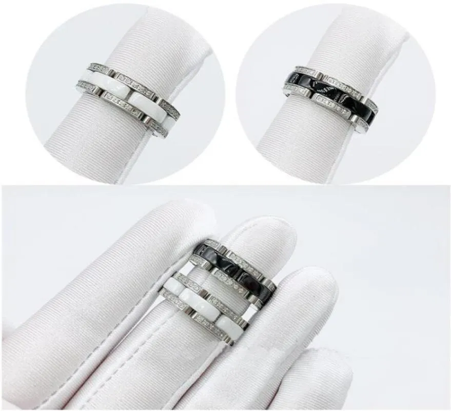 Europe America Style Fashion Hommes Lady Femmes Titane Steel Gravure Lettre de céramique Single Row Setting Diamond Lovers RIGNES RIGNES 6069070