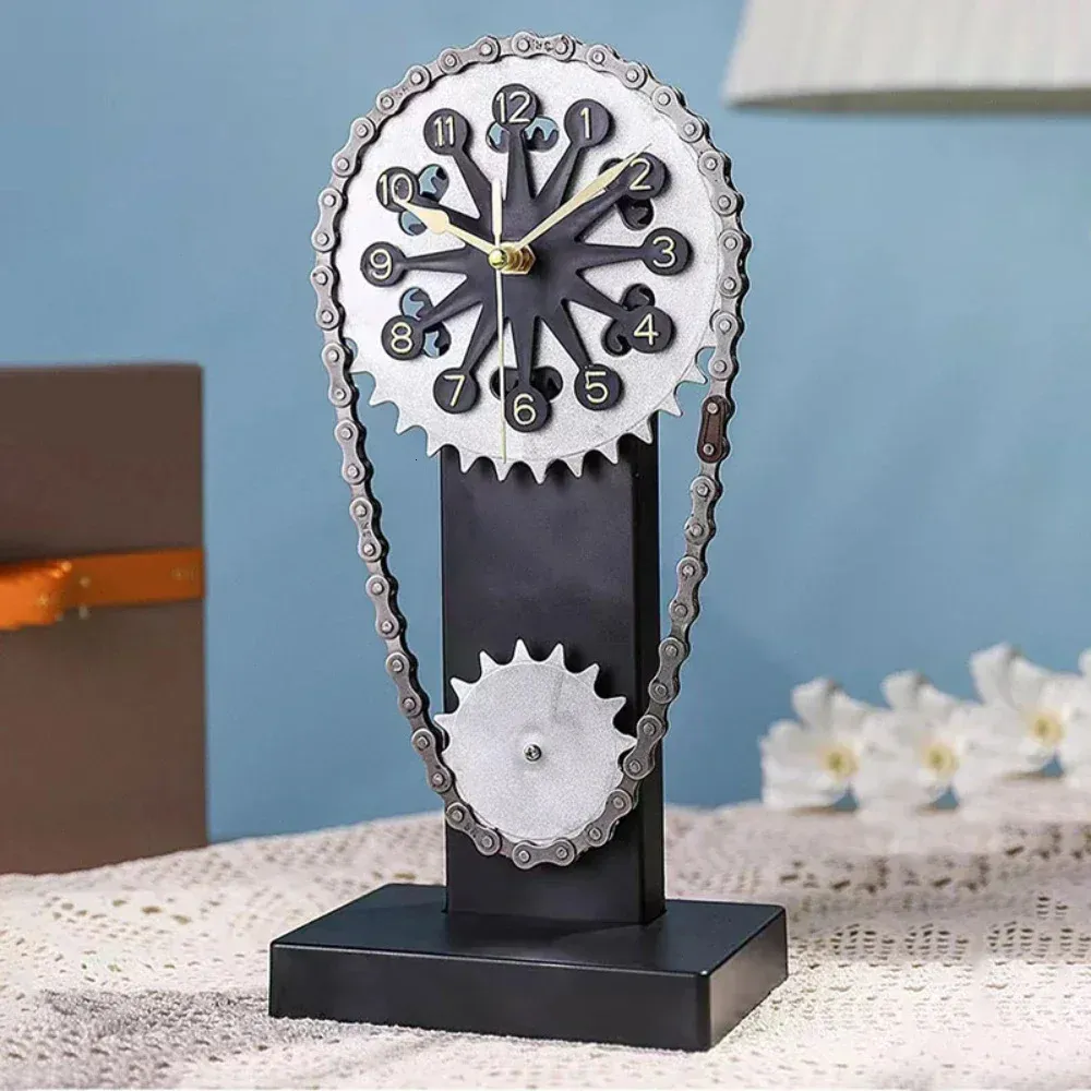 Vintage -Kette rotierende Ausrüstung Desktop Uhr Retro Handicraft Ornament Geschenke für das Restaurant Home Office Creative Timer Dekoration 240410