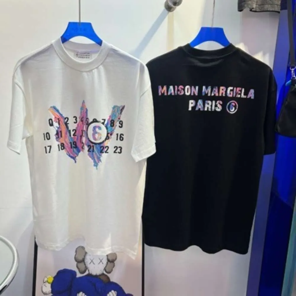 Designer KK2024SS Spring/Sommer Minimalist Rund Neck T-Shirt mit Digitaldrucktechnologie, locker für beide Männer Frauen