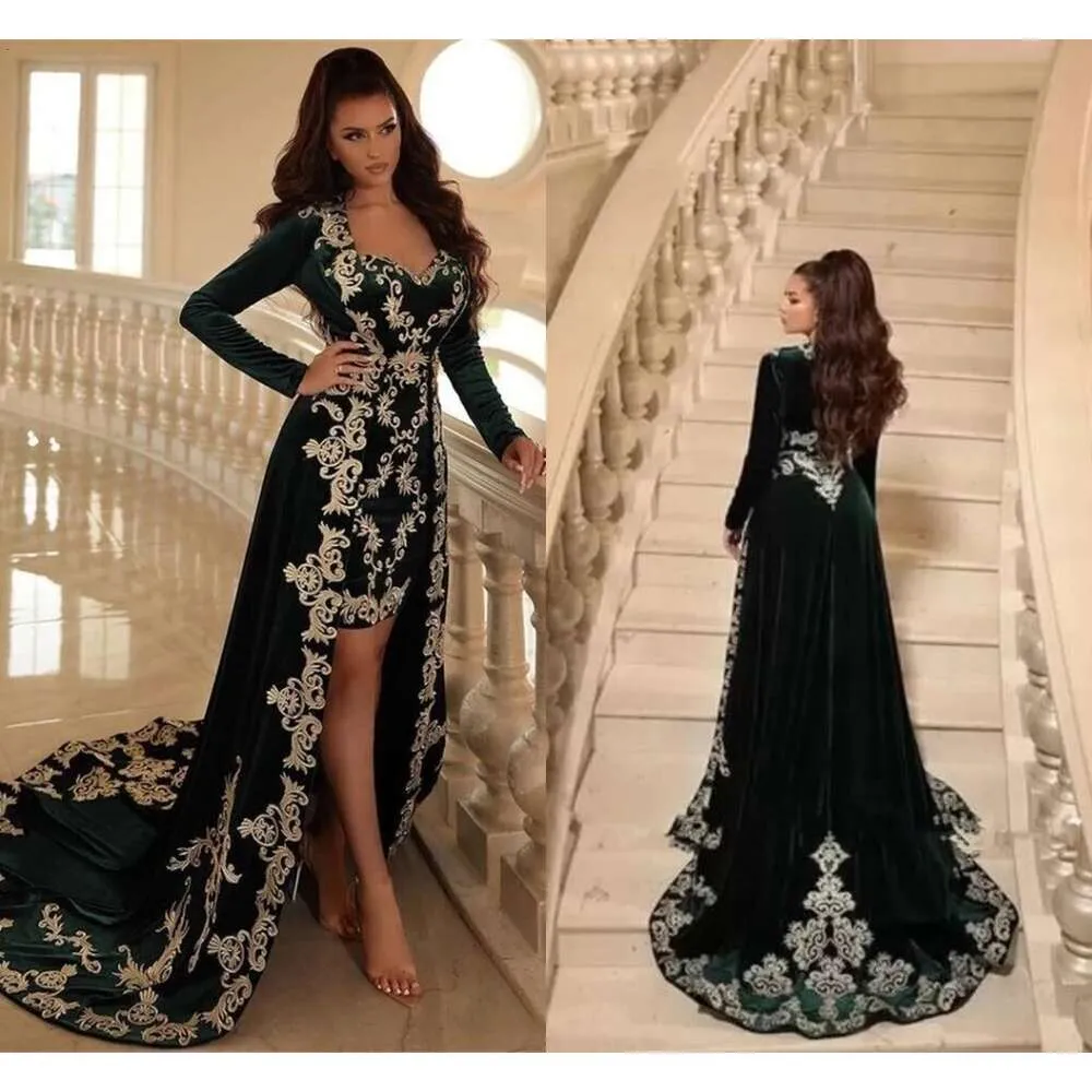 Green Two Emerald Pieces Prom Dresses Caftan Lace Embroidery Veet Arabic Muslim Morocco Long Sleeve Evening Gown With Cloak