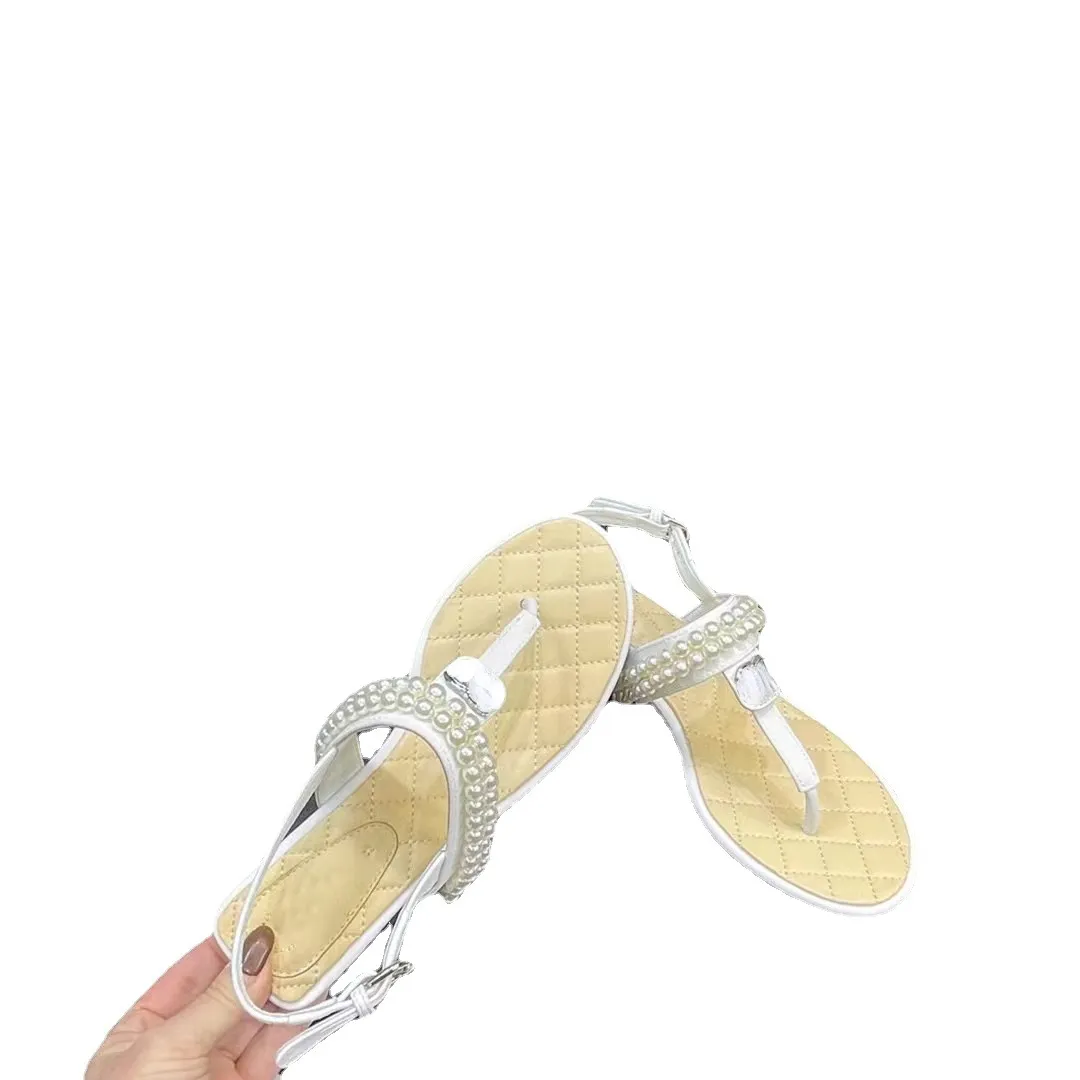 Lady Designal Sandals Pearl Chain Flip-Flops 2023 Summer New Round Toe Flat Beach Sandals