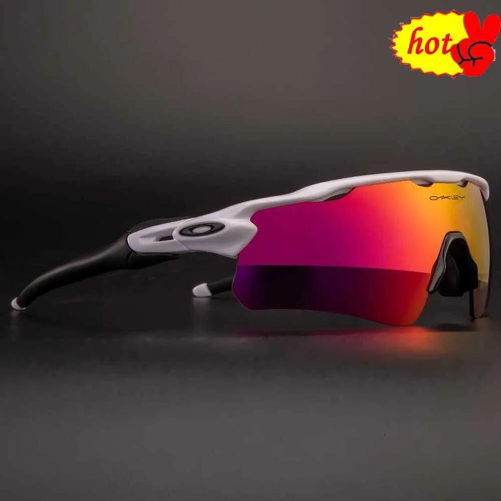 Lunettes de soleil extérieures à vélo de lunettes UV400 3 Lenses sportives Lunettes d'équitation Gogles de vélo polarisés avec des hommes pour les femmes OO9465 # 9208 22