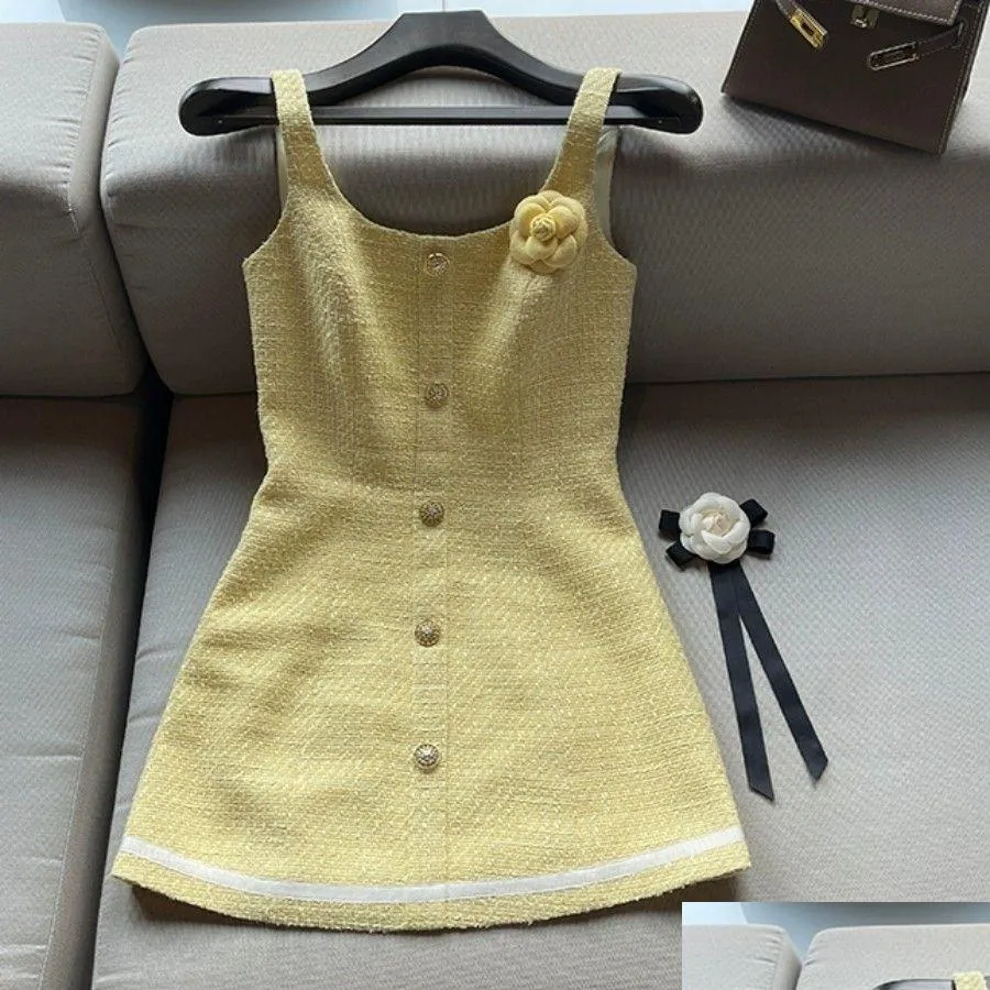 Basic Casual Dresses Womens Yellow Color Sleeveless T Woolen Flower Work Slim Waist Dress Sml Drop Delivery Apparel Clothing Otae9