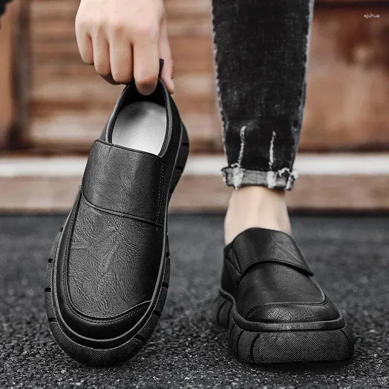 Casual Shoes Autumn Men's Flat Leather Fashion Slip On Walking For Men Outdoor Round Toe Platform Male Sneakers