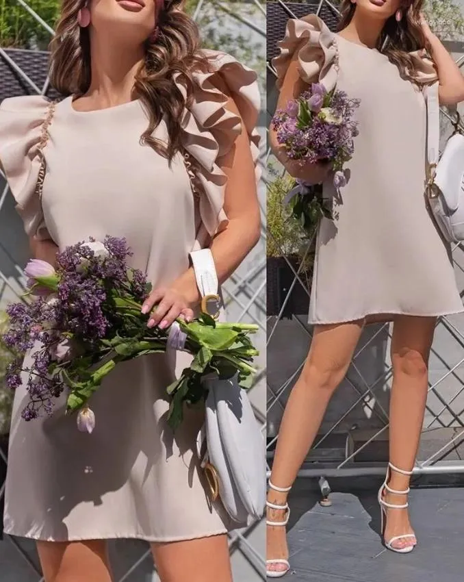 Sukienki swobodne moda 2024 Letnia marszczenie rękawów rąk Szybka seksowna elegancka dla kobiet stroje kobiecości