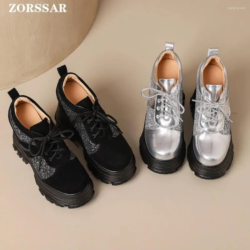 Casual Shoes 2024 äkta läder kvinnors silver skateboard sneakers plattform dold kil luftmask ihålig andningsbar