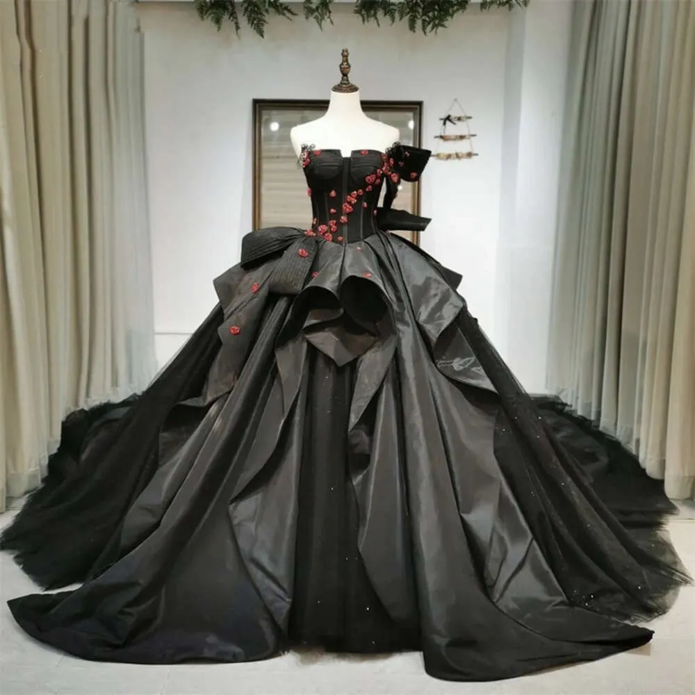 Wedding Dresses Black Gothic Ball Gown Red Beaded Bow Sweetheart Long Cathedral Bridal Gowns Vintage Corset Satin And Tulle Bride Dress 2022 s