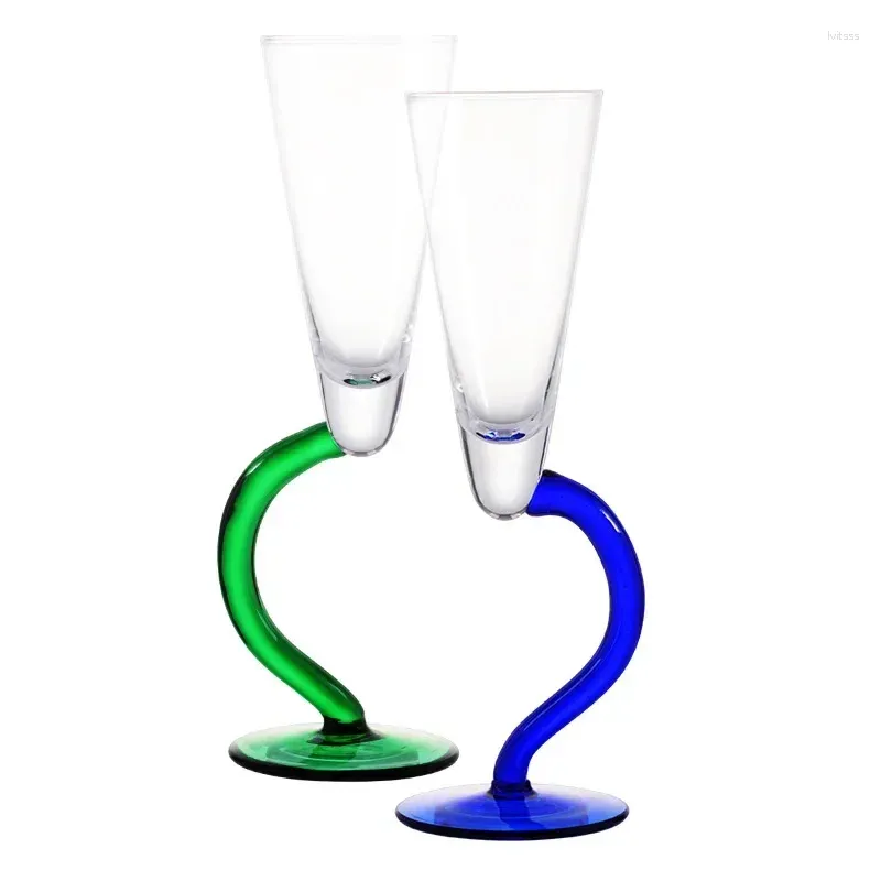 Vinglas i 200 ml oregelbundet champagne glas kreativa cocktail flamor blyfria böjning pigmenterad kopp hem bröllop dryckespresent