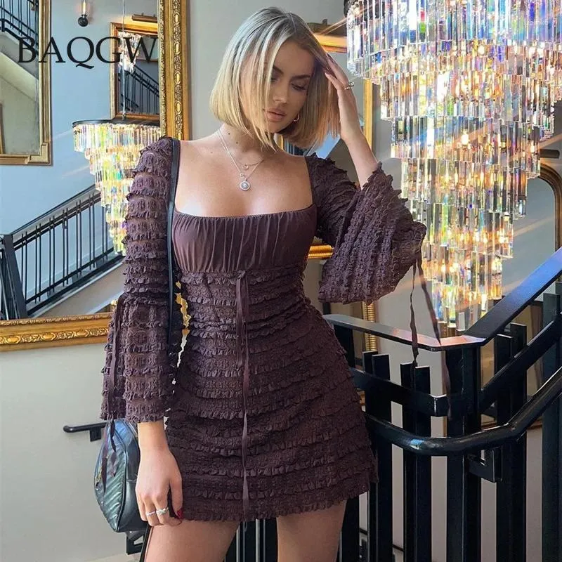 Casual Dresses Autum Elegant Lace Design Flare Sleeve Mini Dress for Women Brown Red Black Square Collar Backless Club Party Sexig