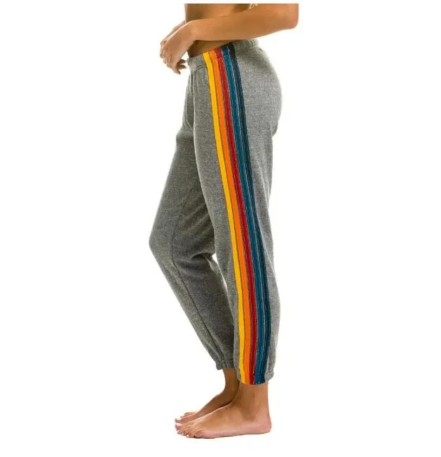 Pantalon de pantalon à deux pièces pour femmes Sweat à capuche surdimensionné Rainbow Stripe Sweatshirt à manches à manches à manches zippées Veste de poche de poche print