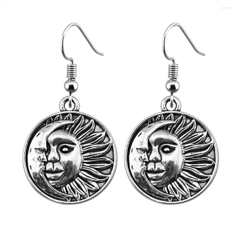 Brincos de balanço 1Pair Sun and Moon 2024 Acessórios de joias de pendente de tendência Tamanho do gancho de presente 18x19mm