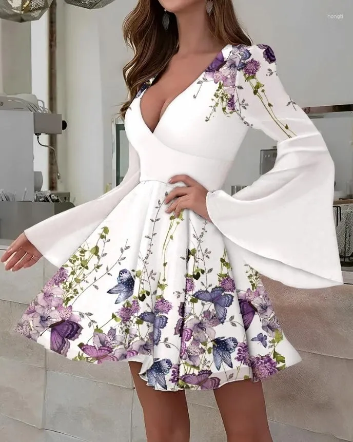 Sukienki swobodne sukienki linii kobiety 2024 Letnia moda w dekolcie z długim rękawem motyl kwiatowy nadruk codziennie wakacje