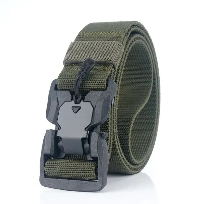 Nouvelle ceinture tactique Release rapide Boucle magnétique Boutes militaires Soft Real Nylon Sports Accessoires