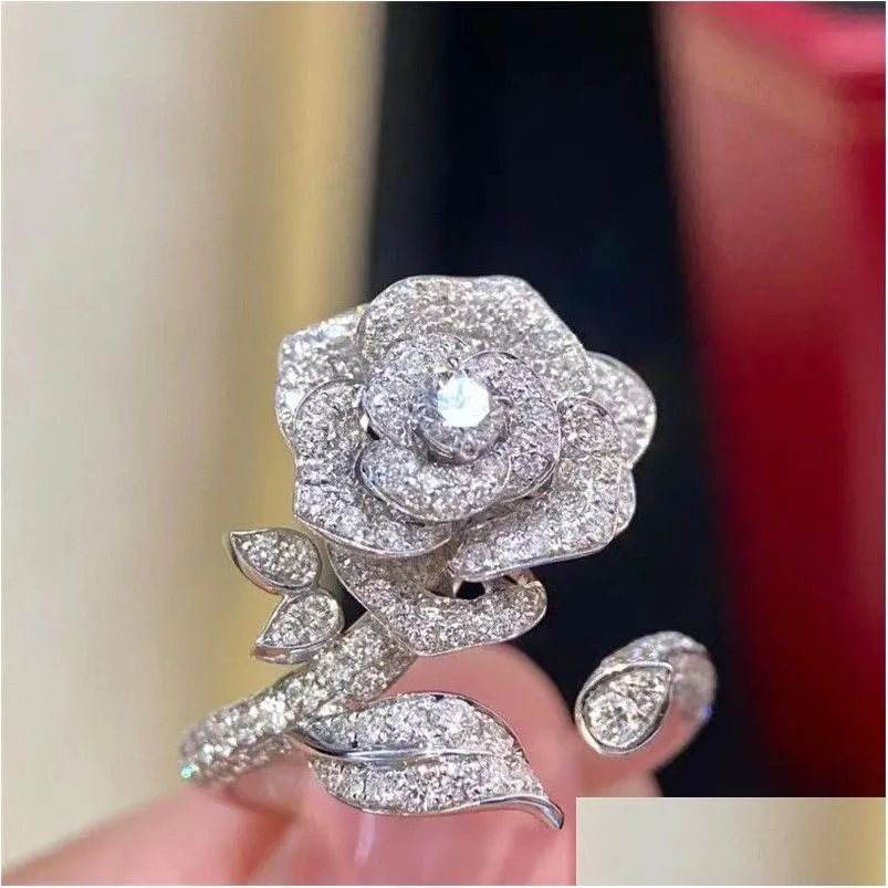 Anelli per matrimoni 2023 Top Sell Gioielli di lusso 925 Sterling Sier Pave White 5A Cubbico zircone cubico Cz Diamond Pre.