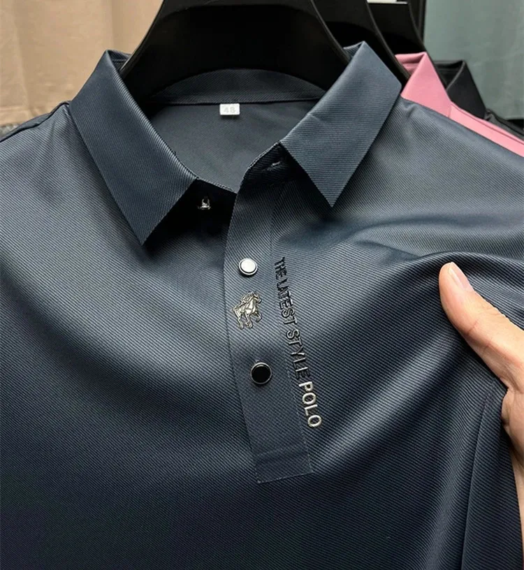 High -End -Marke Polo -Shirt Kurzarm Herren Top Sommer Mode Stickerei Geschäft Casual Nahtloses Eis Seiden atmungsaktives T -Shirt 240403