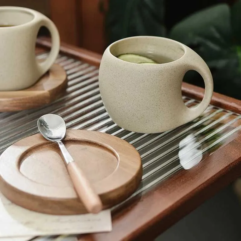 Tazze da 4e2b in ceramica vintage tazza di tazza da piattino moderno arte espresso coppia regalo office tazza di tè tazza da tè dono decorazione per la casa nordica 240417