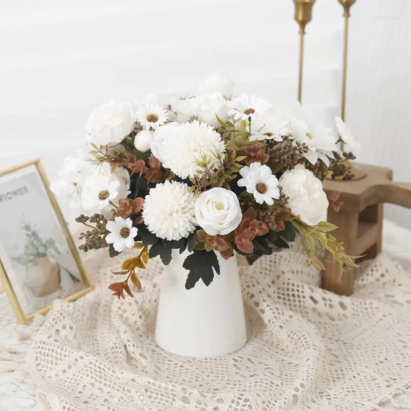 Fleurs décoratives Rose Fleur artificielle Dandelion Bouquet de mariée mélangée Fake Home Garden Mariage Party Room Decoration Craft