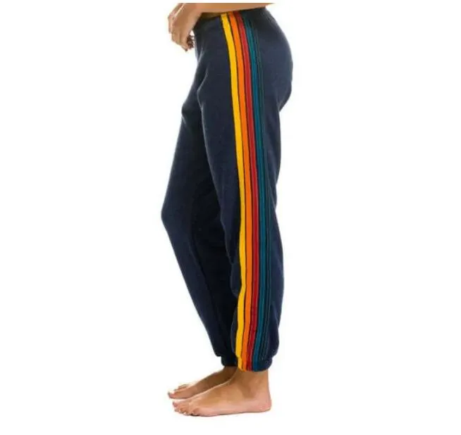 Pantalon de pantalon à deux pièces pour femmes Sweat à capuche surdimensionné Rainbow Stripe à manches longues Sweatshirt Zipper Pocket Coat Veste printemps décontracté Matériau amélioré Good Quanlity L8